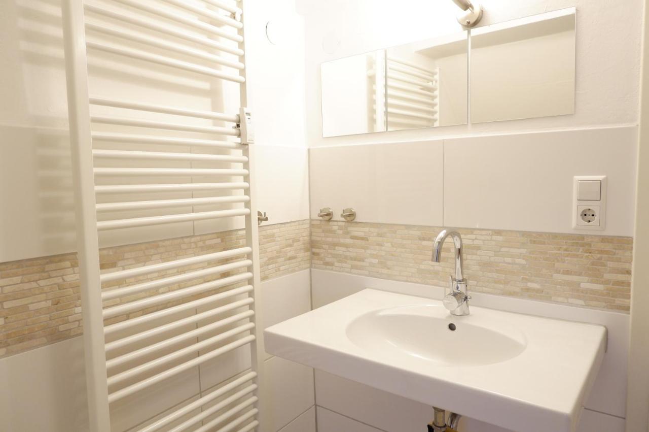 Privatzimmer In Bester Altstadtlage Tubingen Bagian luar foto