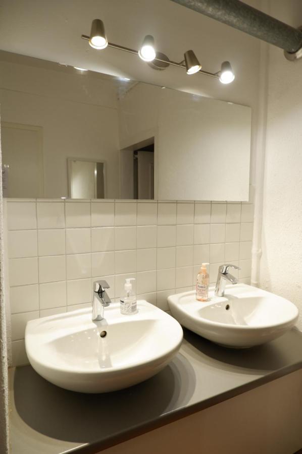 Privatzimmer In Bester Altstadtlage Tubingen Bagian luar foto