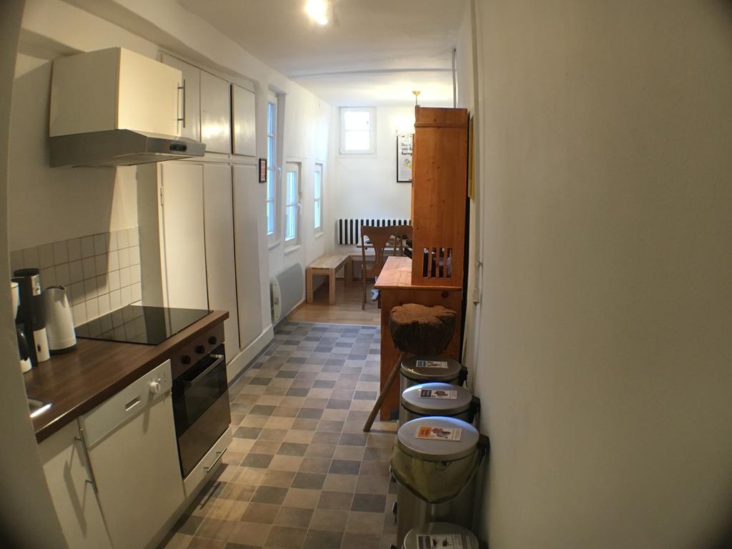 Privatzimmer In Bester Altstadtlage Tubingen Bagian luar foto