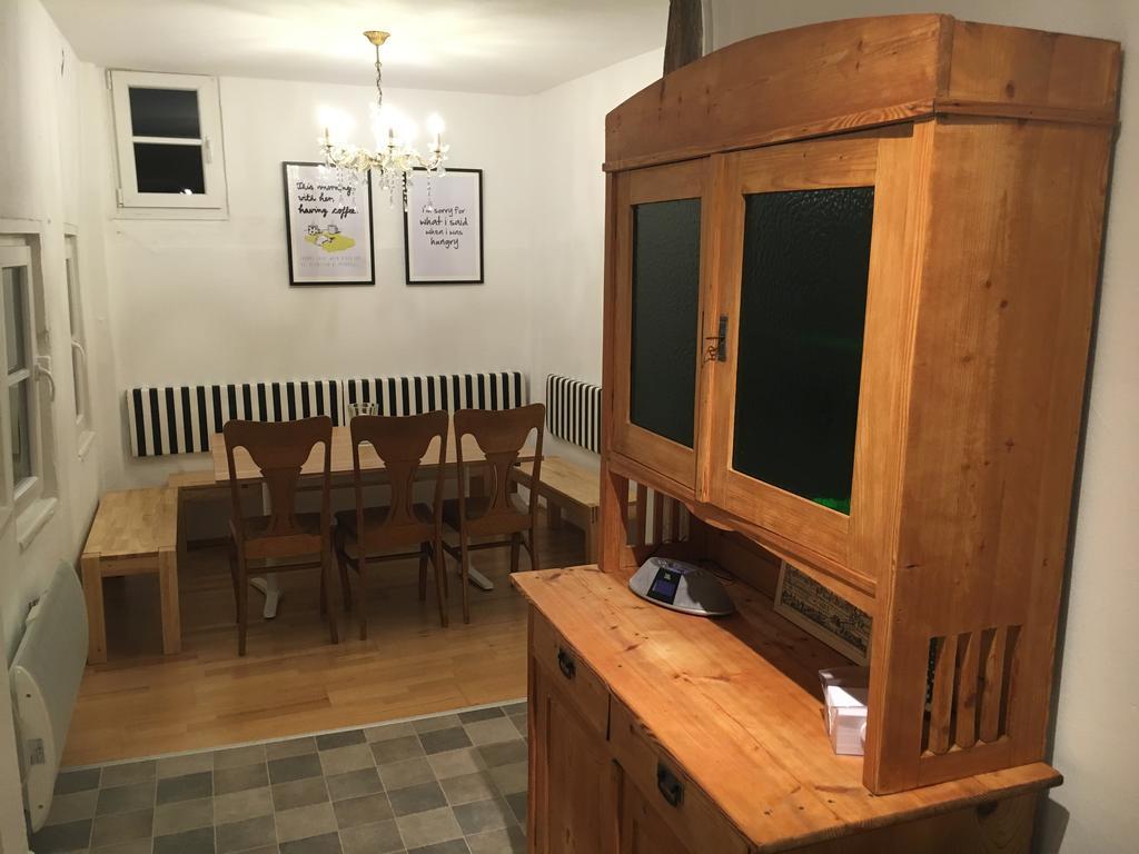 Privatzimmer In Bester Altstadtlage Tubingen Bagian luar foto