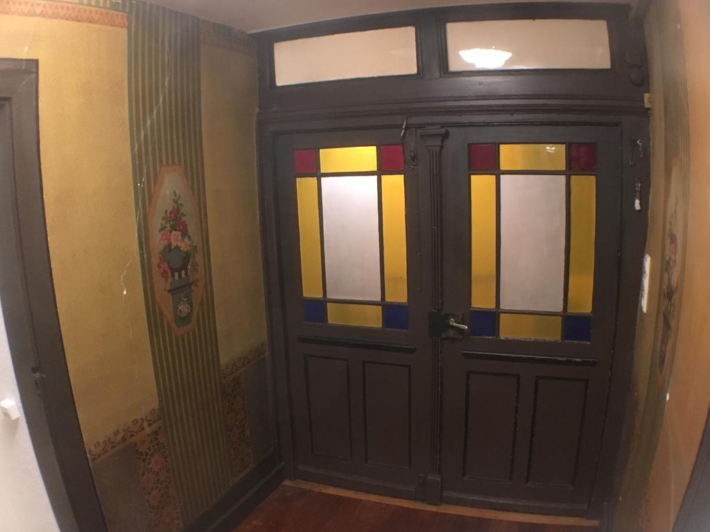 Privatzimmer In Bester Altstadtlage Tubingen Ruang foto