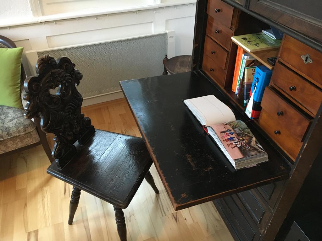 Privatzimmer In Bester Altstadtlage Tubingen Bagian luar foto