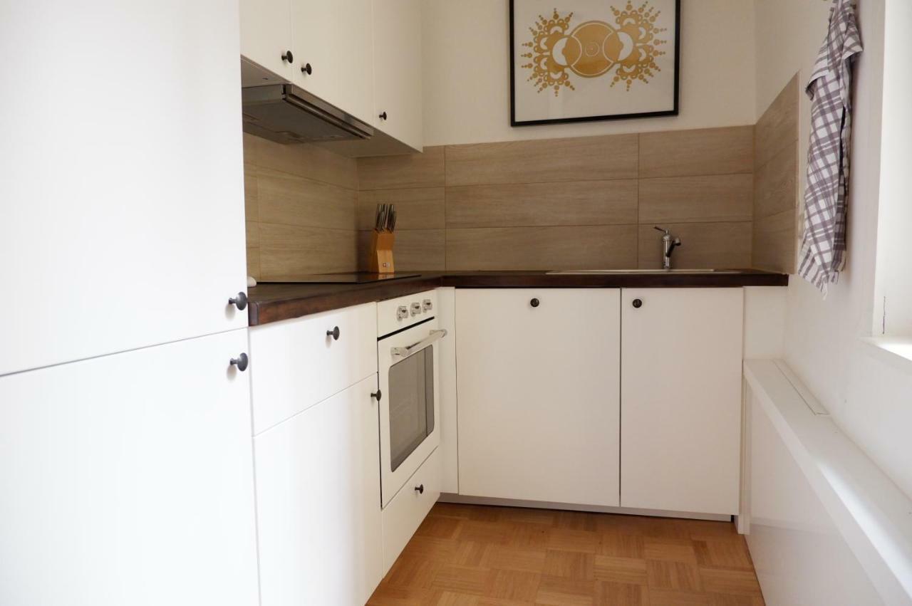 Privatzimmer In Bester Altstadtlage Tubingen Bagian luar foto